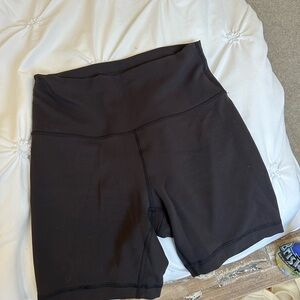 Black Lululemon Women's High-Waisted Shorts